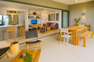Photo #6 of Beachfront villa BALADIROU ,3 bedroom in Calodyne, private pool in Calodyne, Mauritius