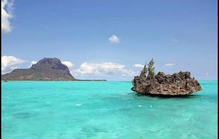 Photo #1 of View on Ilot Fourneau in Mauritius, Mauritius