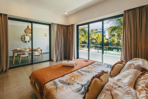 Photo #3 of Luxury Apt - Stunning Pool View - Beaches 2 min in Mont Choisy, Mauritius