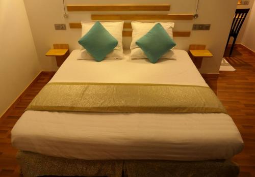 Photo #2 of AYIRA Maldives in Feridhoo, Maldives