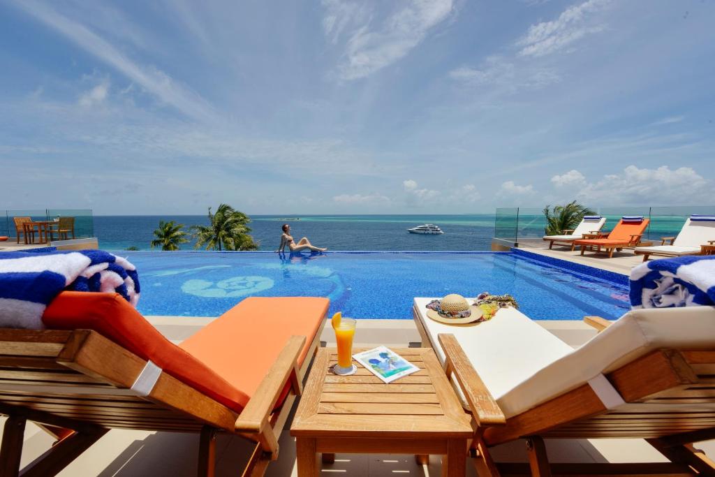 Photo of Season Paradise in Thulusdhoo, Maldives