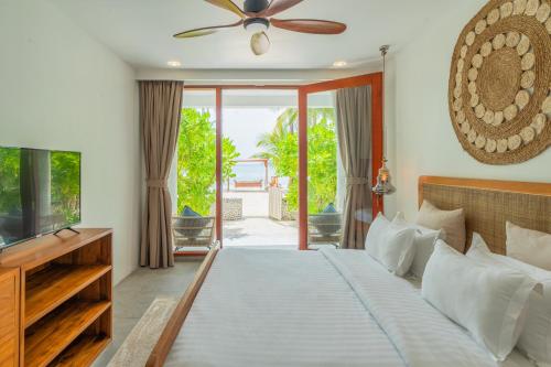 Photo #2 of Veli Vilaa in Dhiffushi, Maldives