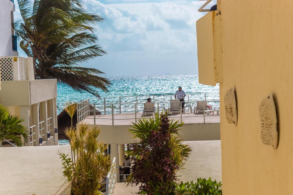 Photo of Luciana Hotel & Beach Club in Playa del Carmen, Mexico