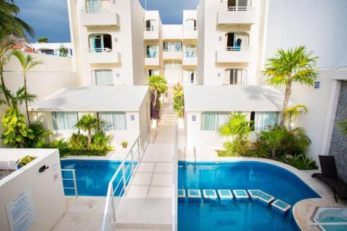 Photo #2 of Luciana Hotel & Beach Club in Playa del Carmen, Mexico
