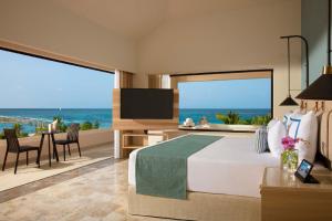 Photo #6 of Dreams Aventuras Riviera Maya - All Inclusive in Puerto Aventuras, Mexico
