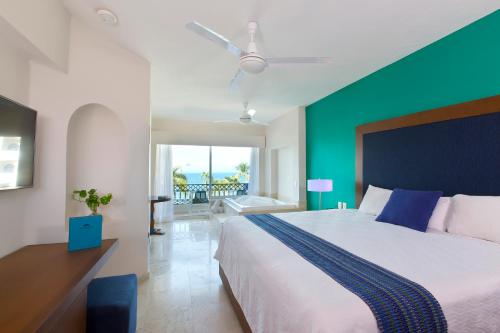 Photo #2 of Crown Paradise Golden All Inclusive Resort - Adults Only in Puerto Vallarta, Mexico