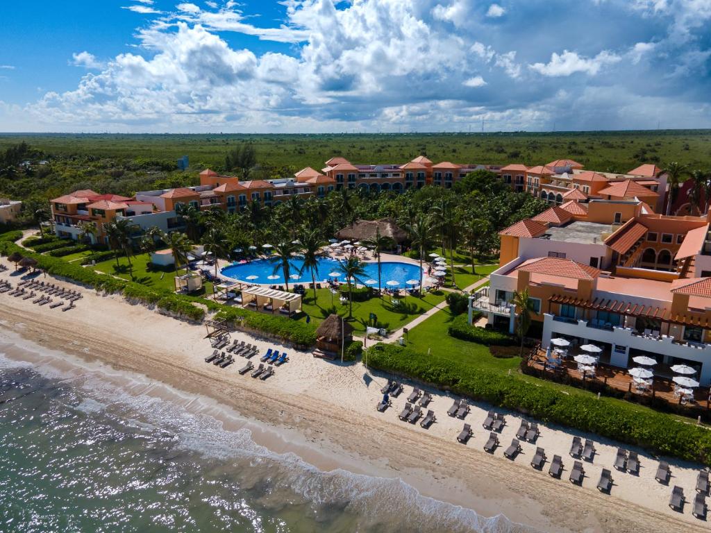 Photo of El Beso Adults Only at Ocean Coral & Turquesa All Inclusive in Puerto Morelos, Mexico