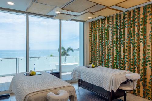 Photo #2 of DoubleTree by Hilton Mazatlan, SIN in Mazatlán, Mexico