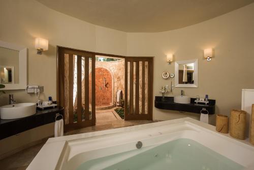 Photo #3 of Grand Riviera Princess - All Inclusive in Playa del Carmen, Mexico