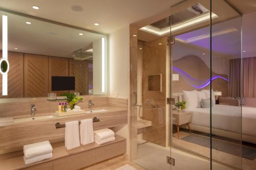 Photo #3 of Breathless Cancun Soul Resort & Spa - Adults Only - All Inclusive in Cancún, Mexico