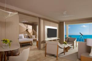 Photo #4 of Breathless Cancun Soul Resort & Spa - Adults Only - All Inclusive in Cancún, Mexico