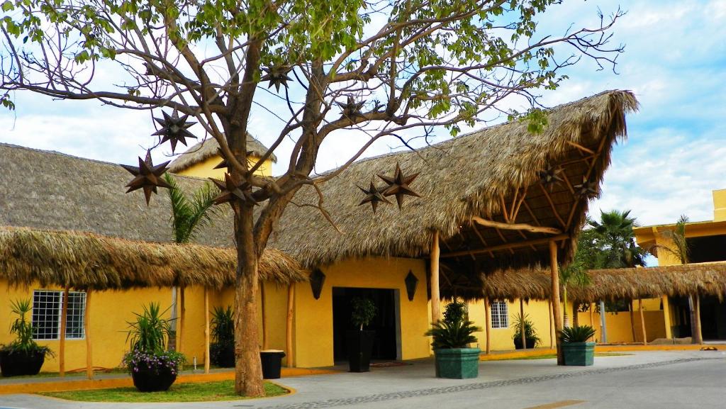 Photo #1 of Zar Manzanillo in Manzanillo, Mexico