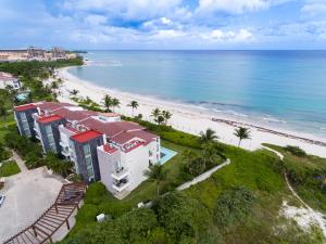 Photo #5 of Stunning Ocean Front By Condo Boutique in Playa del Carmen, Mexico