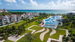 Photo #6 of Stunning Ocean Front By Condo Boutique in Playa del Carmen, Mexico