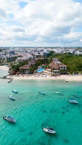 Photo #4 of The Reef Coco Beach Resort & Spa- Optional All Inclusive in Playa del Carmen, Mexico