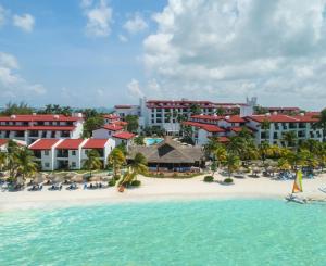 Photo #5 of The Royal Cancun All Suites Resort in Cancún, Mexico
