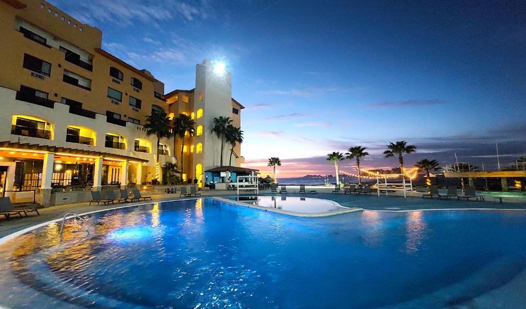 Photo #1 of Peñasco del Sol Hotel in Puerto Peñasco, Mexico