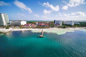 Photo #6 of The Royal Cancun All Villas Resort in Cancun, Mexico