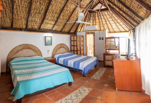 Photo #2 of Hotel Bungalows Acuario in Puerto Escondido, Mexico