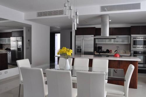 Photo #3 of Condo/ Depa - Marea Azul - Playa del Carmen in Playa del Carmen, Mexico