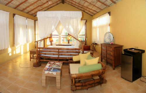Photo #2 of Casa Kaukan in Playa Larga, Mexico