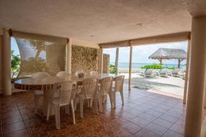 Photo #5 of CASA TORTUGA, Soliman Bay in Tulum, Mexico