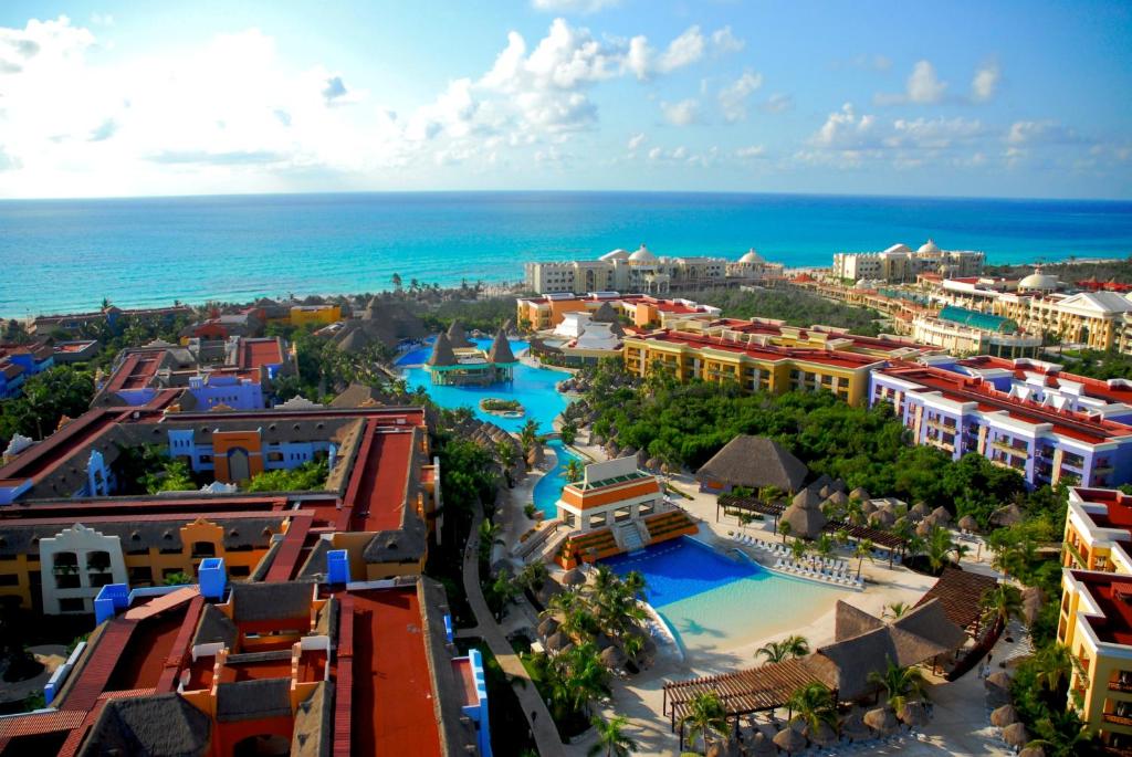 Photo of Iberostar Selection Paraíso Lindo in Riviera Maya, Mexico