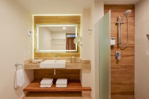 Photo #3 of GR Solaris Cancun - All Inclusive in Cancún, Mexico