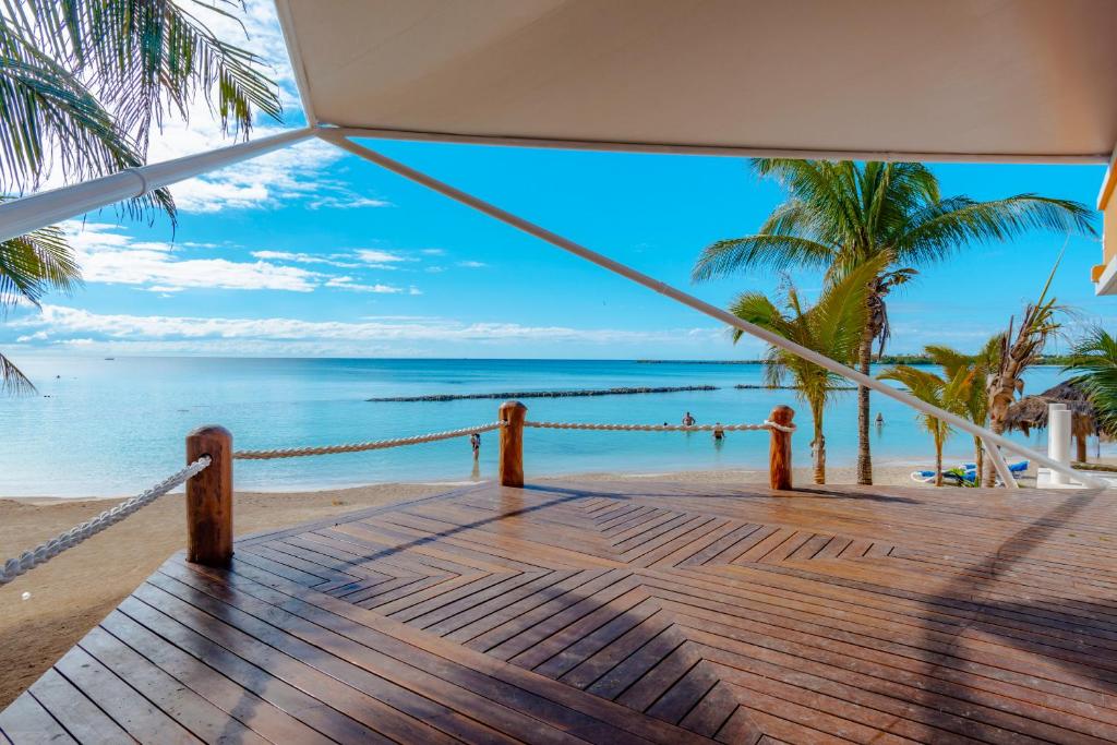 Photo of Puerto Aventuras Hotel & Beach Club in Puerto Aventuras, Mexico