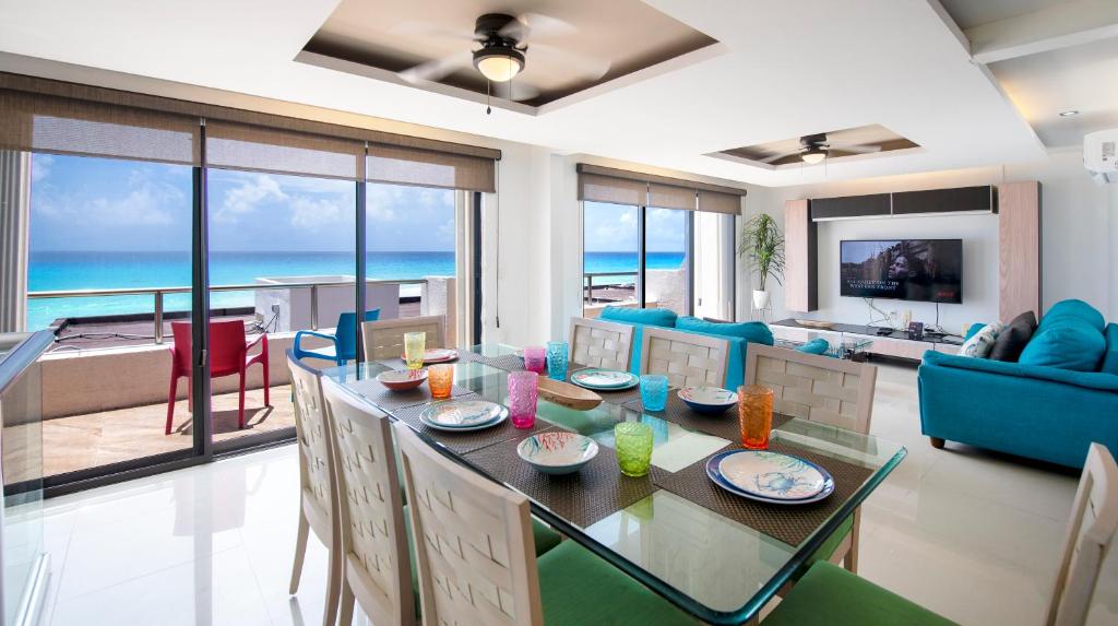 Photo #1 of Family Vacations apartment Ocean View in Cancún, Mexico