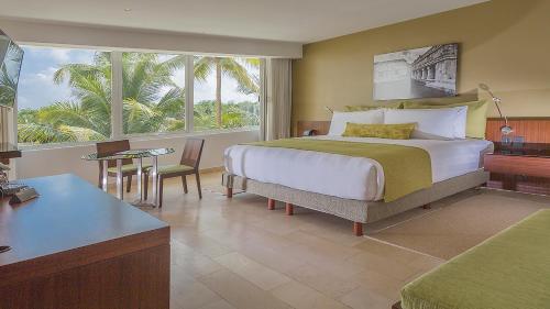 Photo #2 of Presidente InterContinental Cancun Resort in Cancún, Mexico