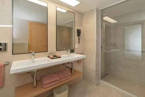 Photo #3 of Riu Caribe - All Inclusive in Cancún, Mexico