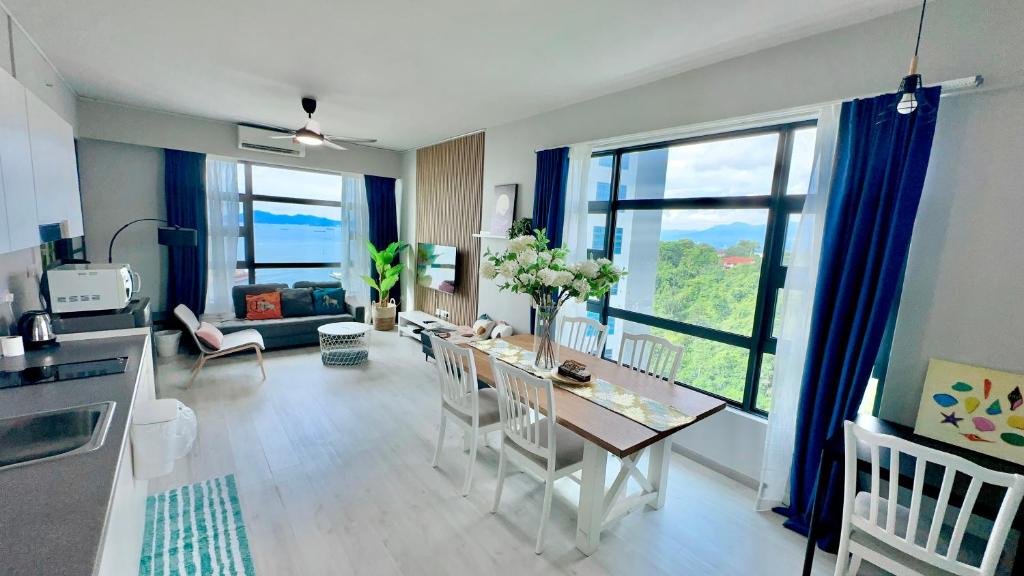 Photo of Mango House5-High floor I Biggest unit I Sea view l Mountain view I Waterfilter I Wifi-JQ in JQ Central, Malaysia