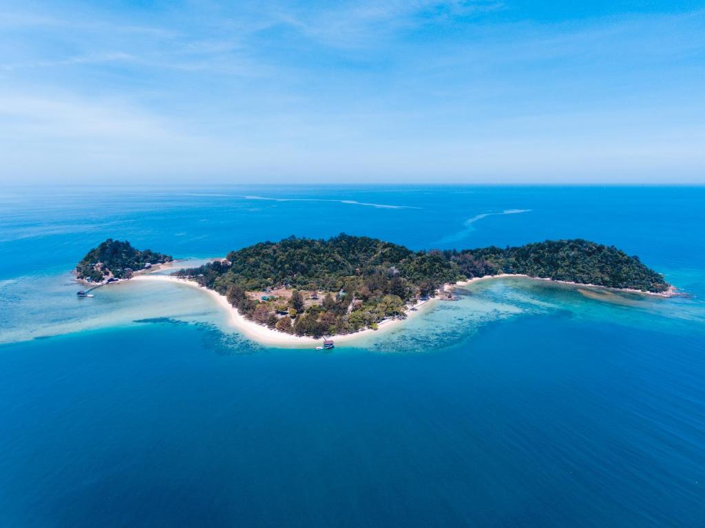 Photo of Ara Dinawan Island Resort in Papar, Malaysia