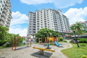 Photo #4 of Glory Beach Resort 7+2 PAX Seaview Suite in Port Dickson, Malaysia