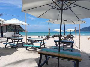 Photo #5 of Monkey Hut Perhentian, Long Beach in Kuala Besut, Malaysia