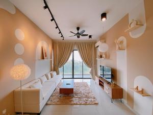 Photo #4 of Country Garden Danga Bay by Lions Bay in Johor Bahru, Malaysia