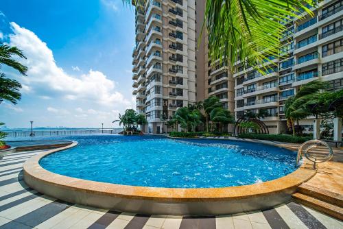 Photo #3 of Seafront Country Garden Danga Bay by Lions Bay in Johor Bahru, Malaysia