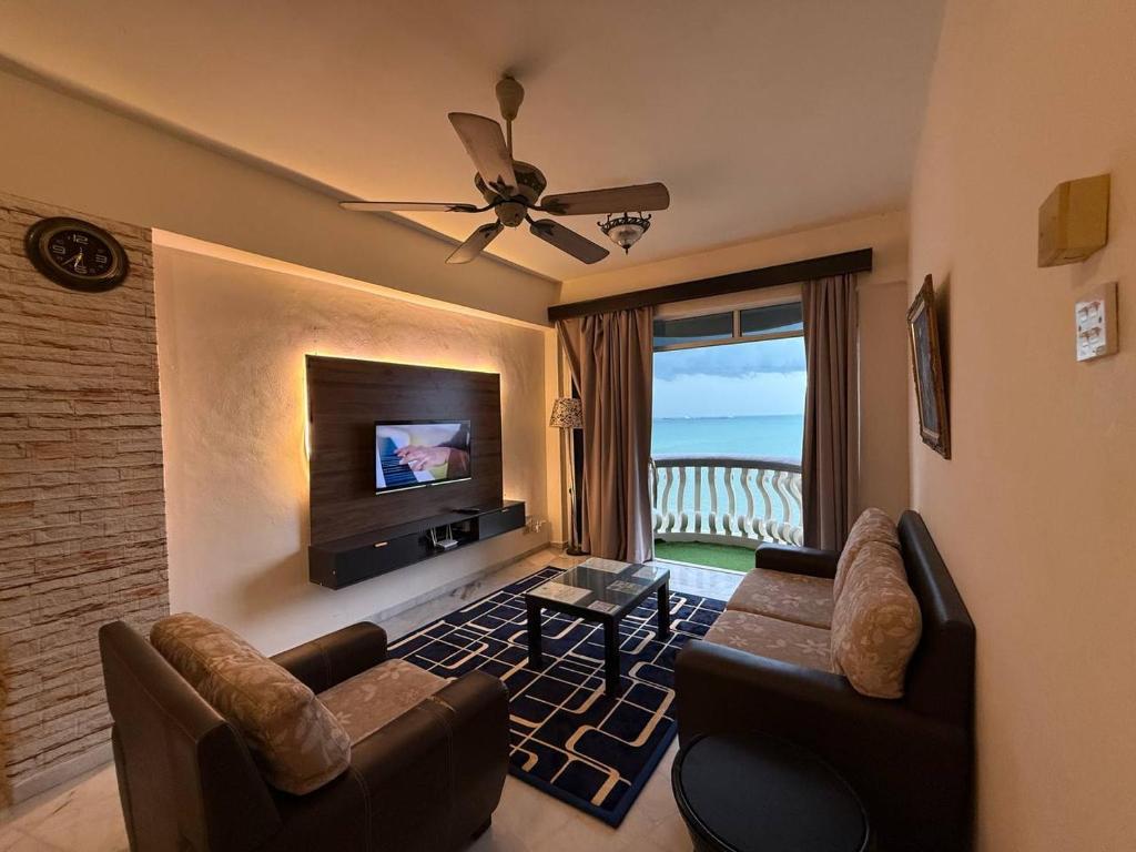 Photo #1 of 3 BEDROOM SEAVIEW CONDO @ GLORY BEACH RESORT, PORT DICKSON in Port Dickson, Malaysia