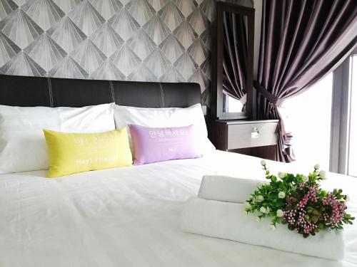 Photo #2 of Country Garden Danga Bay , Royal Strand in Johor Bahru, Malaysia