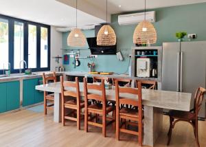 Photo #4 of 35 BeachHouse Batu Ferringhi 7 Bedroom 7 Bathroom EV friendly in Batu Ferringhi, Malaysia