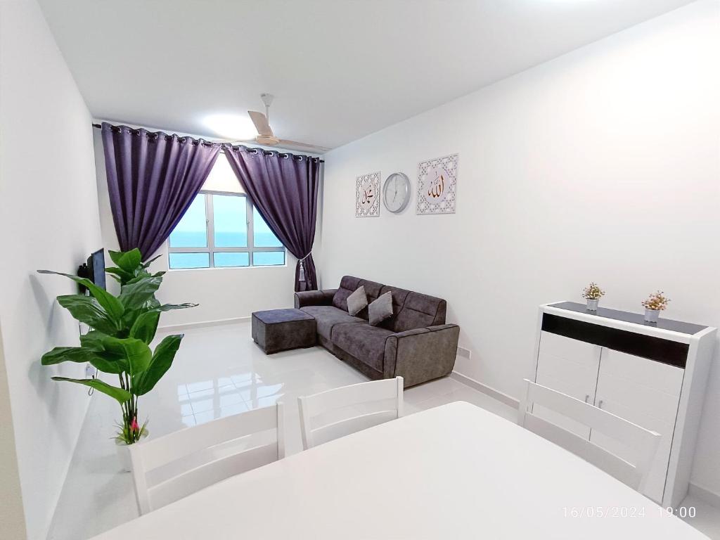 Photo #1 of D'luna Homestay Terengganu Seaview - Ocean View in Kuala Terengganu, Malaysia