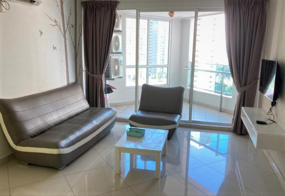 Photo of Mansion One SeaView Georgetown 2BR 6 Pax in George Town, Malaysia