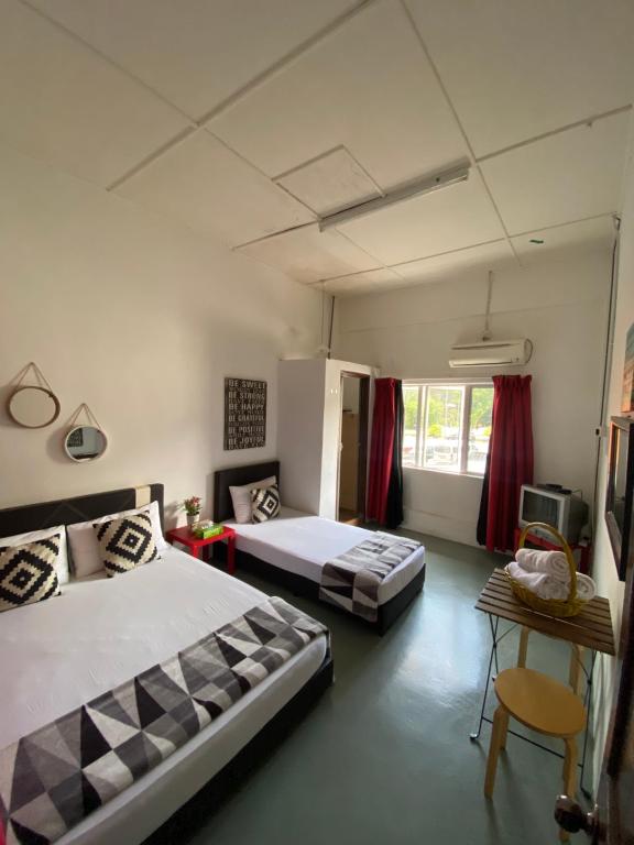 Photo #1 of Motel Pantai Cahaya in Si Rusa, Malaysia