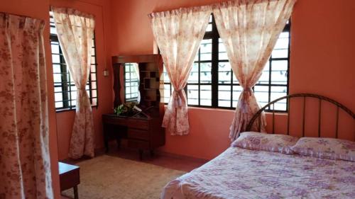 Photo #2 of Homestay Zahra Sri Bayu in Pasir Puteh, Malaysia