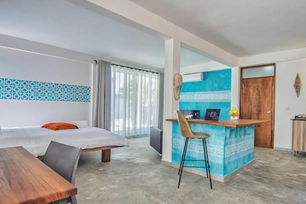 Photo #1 of Contemporary Private Studio with Pool and Kitchen in Beira, Mozambique