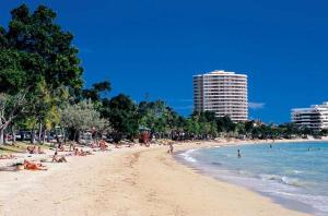 Photo #6 of À 50m de la plage et des bars de la baie des Citrons in Nouméa, New Caledonia