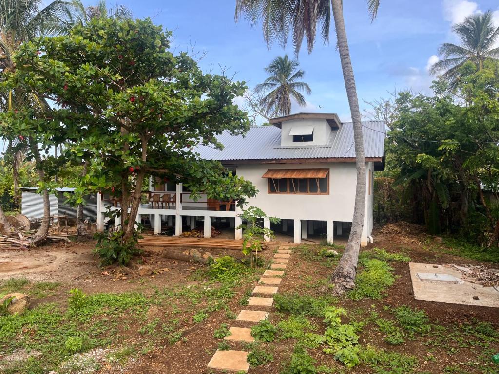Photo of Silversands retreat hostel in Corn Island, Nicaragua