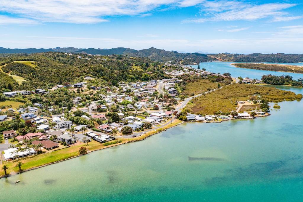 Photo of Waterfront Sunsets Studio in Ngunguru, New Zealand