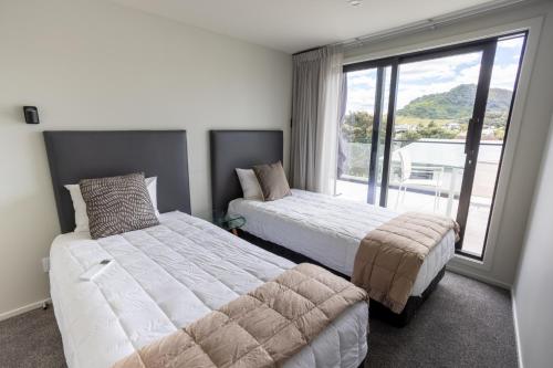 Photo #2 of Belle Mer Beachfront Apartments - Self Serviced in Mount Maunganui, New Zealand